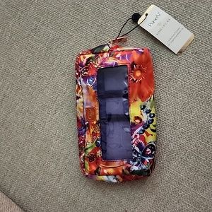 Nwt PurseN MAKE UP CASE